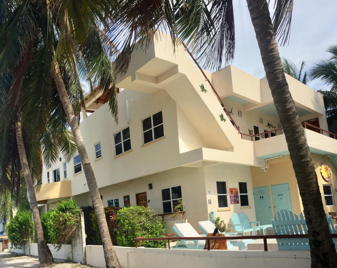 Pura Vida Inn 키코커 외부 사진