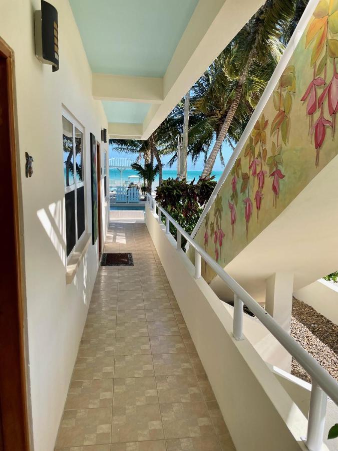 Pura Vida Inn 키코커 외부 사진